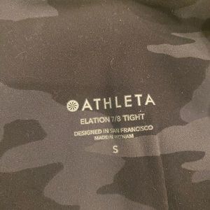 Athleta elation 7/8 camo leggings NWOT